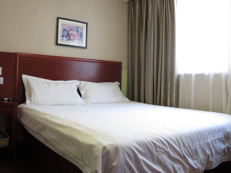 Hotel Greentree Alliance Chongming Bayi Road Walking Street