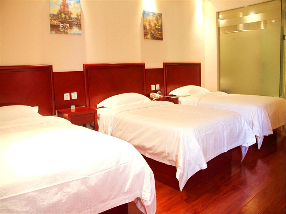 Greentree Alliance Chongming Bayi Road Walking Street 3*