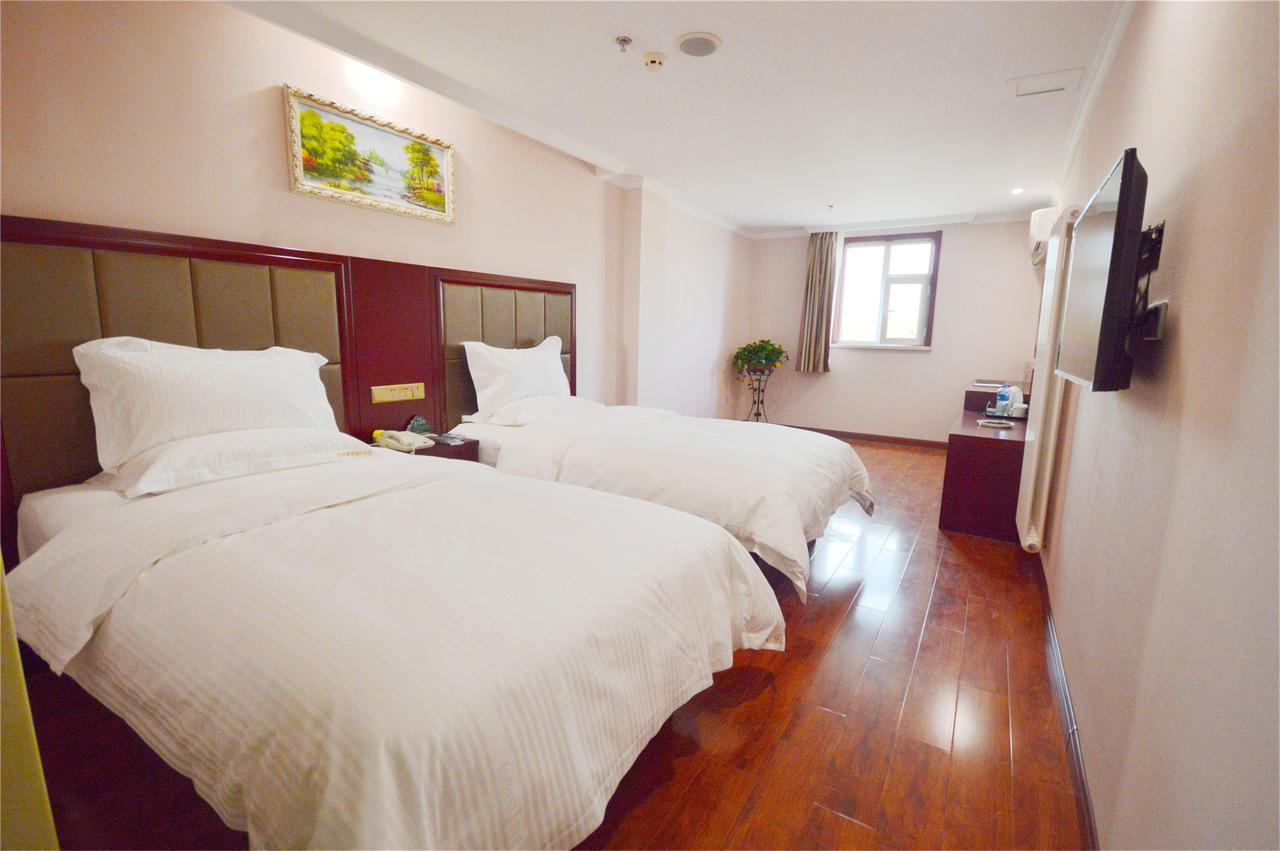 Hotel Greentree Alliance Chongming Bayi Road Walking Street 3*