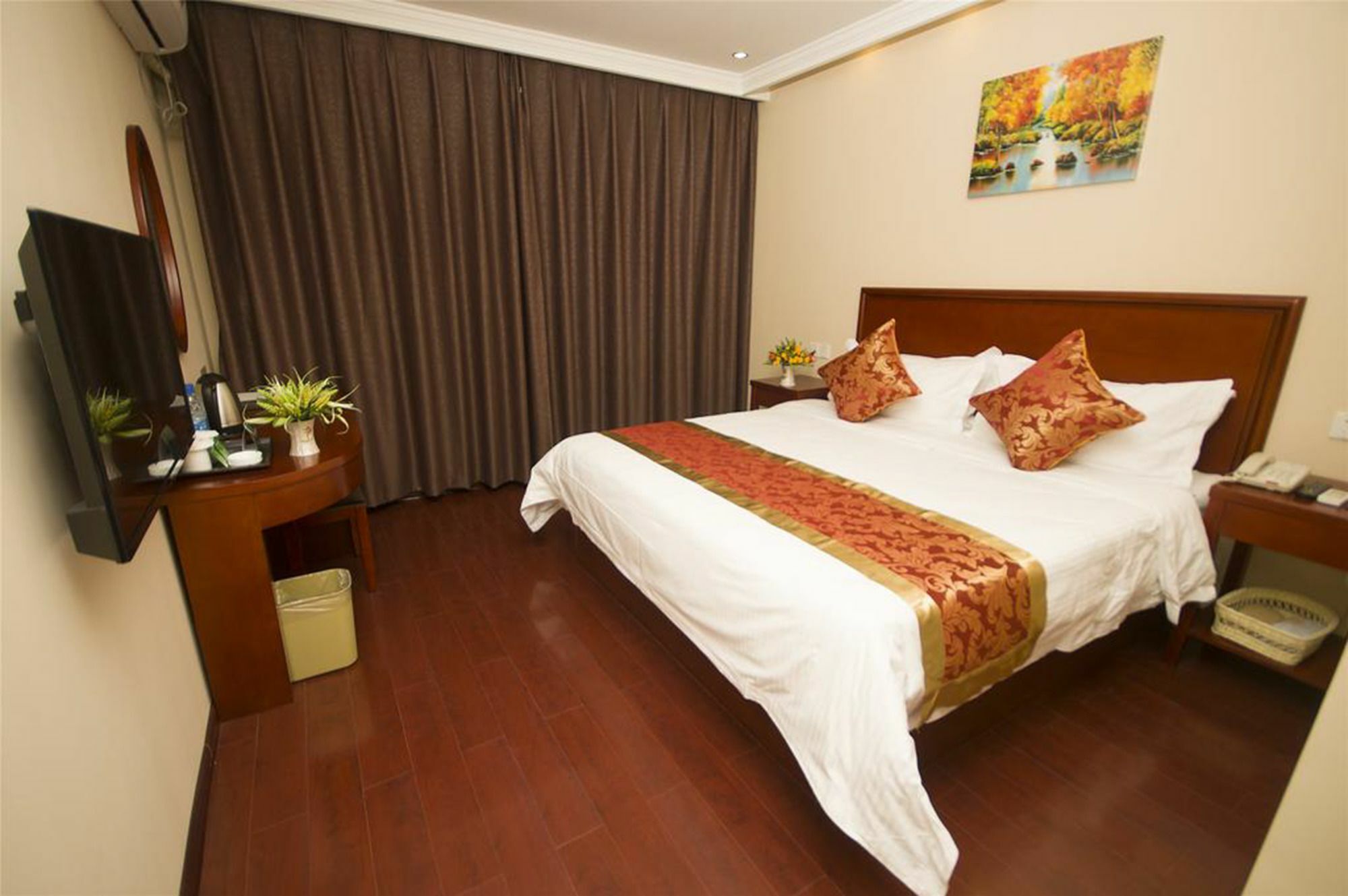 Greentree Alliance Chongming Bayi Road Walking Street Hotel Shanghai